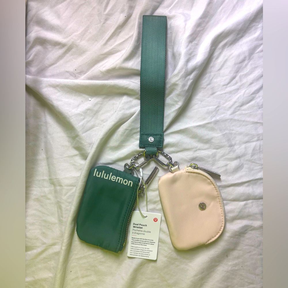 Lululemon Green and Cream Dual Pouch Wristlet brand new - Picture 1 of 1